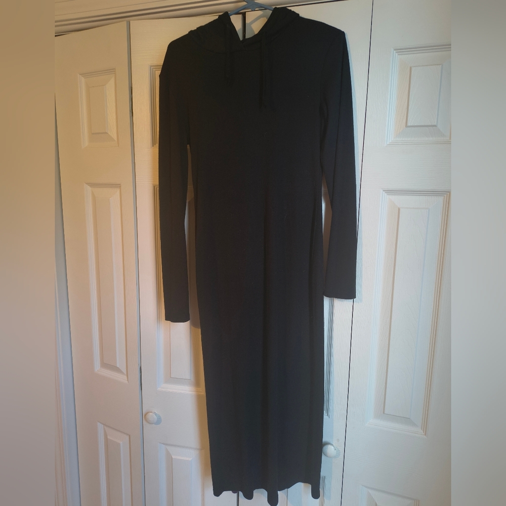 Black Hooded Long Sleeve Dress